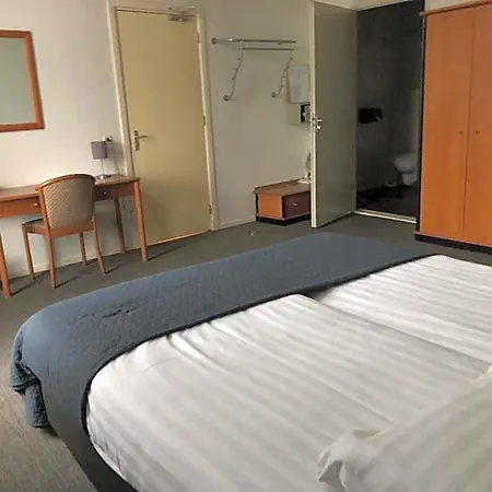 Wilhelmina Hotel 3*